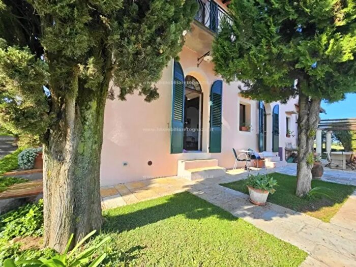 Casa con 6 locali in vendita in Località San Benedetto, San Gimignano