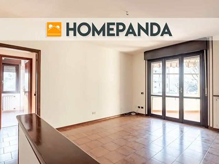 Appartamento trilocale in vendita in Via San Felice, Cremona