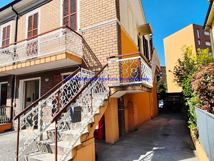 Appartamento quadrilocale in vendita in Via Marco Minghetti, Pesaro