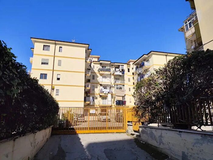 Appartamento trilocale in vendita in Via E De Filippo, Casalnuovo Di Napoli