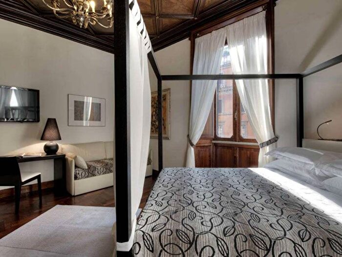 Appartamento bilocale in affitto in via Nazionale, Repubblica, Roma