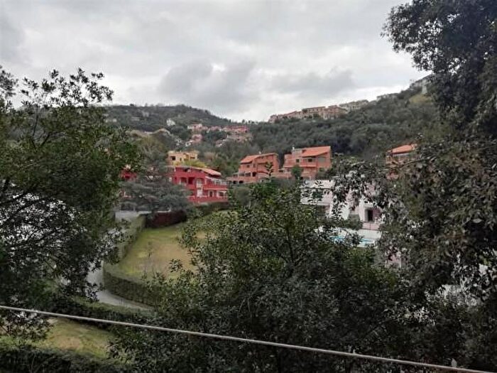 Appartamento quadrilocale in vendita in Celle Ligure