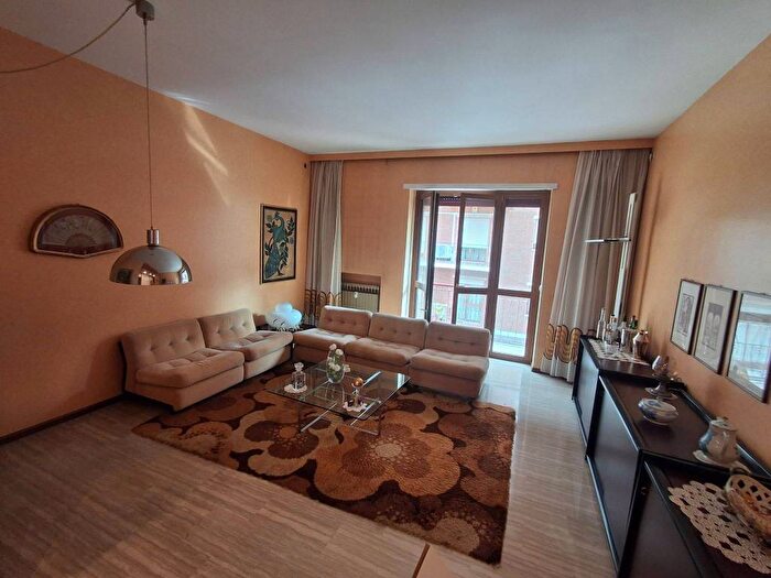 Appartamento con 5 locali in affitto in Via Giacomo Leopardi, Corso Dante, Asti