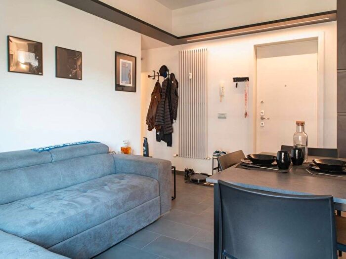 Appartamento bilocale in affitto in VIALE CATERINA DA FOrlì, Gambara, Milano