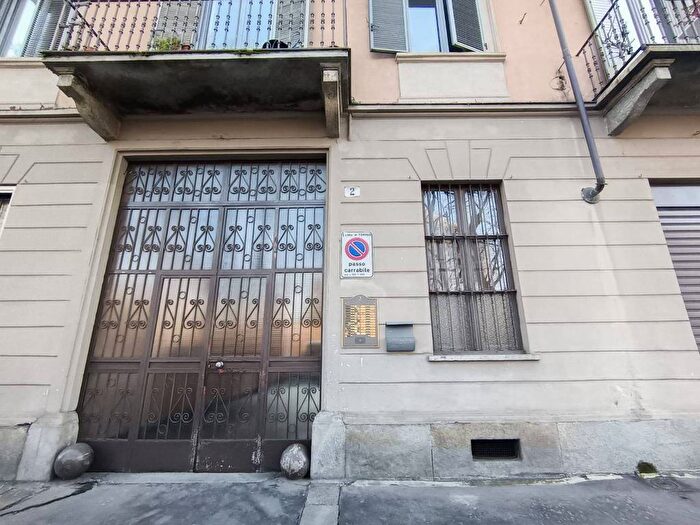 Appartamento trilocale in affitto in Via Carlo Michele Buscalioni, Regio Parco, Torino