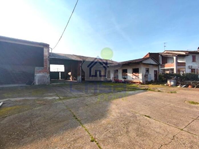 Casa in vendita in Via Francesco Dioli, Motta Baluffi