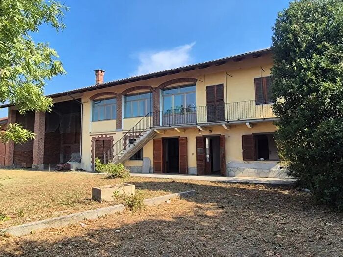 Casa con 5 locali in vendita in Via Pinerolo, Frossasco
