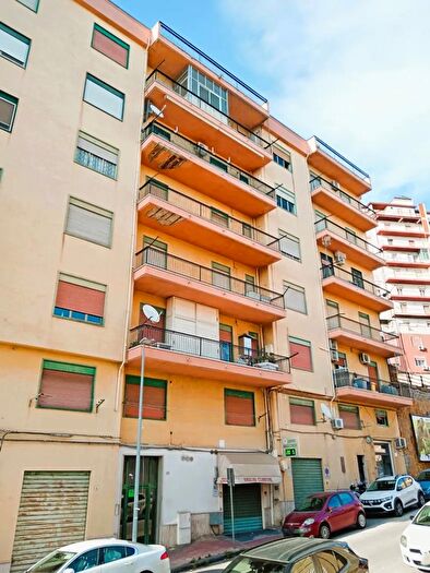 Appartamento con 5 locali in vendita in Via Callicratide, Agrigento