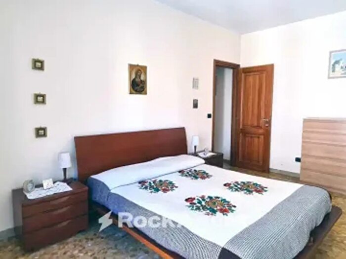 Appartamento bilocale in vendita in Via Emilia Ponente, Bologna