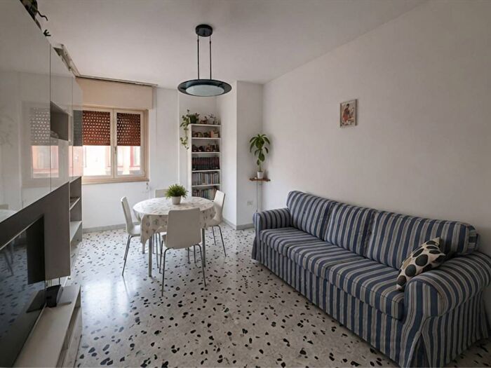 Appartamento trilocale in affitto in Piazza Addis Abeba, Africano Villa Chigi, Roma