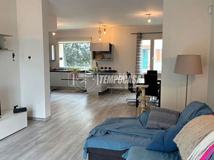 Casa quadrilocale in vendita in Via Gian Lorenzo Bernini, Castel San Giovanni