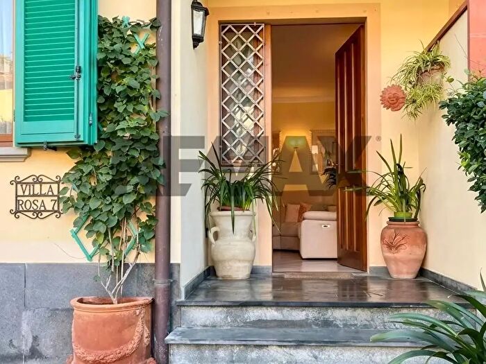 Casa con 5 locali in vendita in Via Ferrucci, Forte Dei Marmi