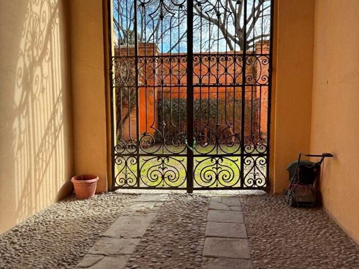 Appartamento trilocale in affitto in Corso Canalgrande, Centro Storico, Modena