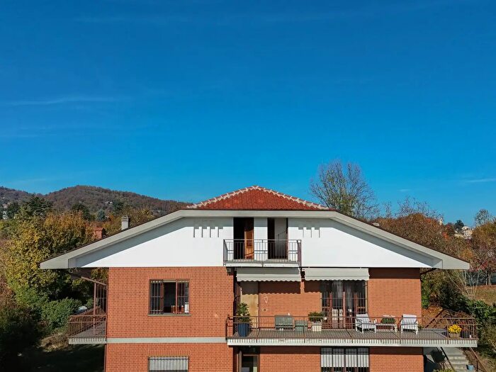 Appartamento trilocale in vendita in Strada Revigliasco, Moncalieri