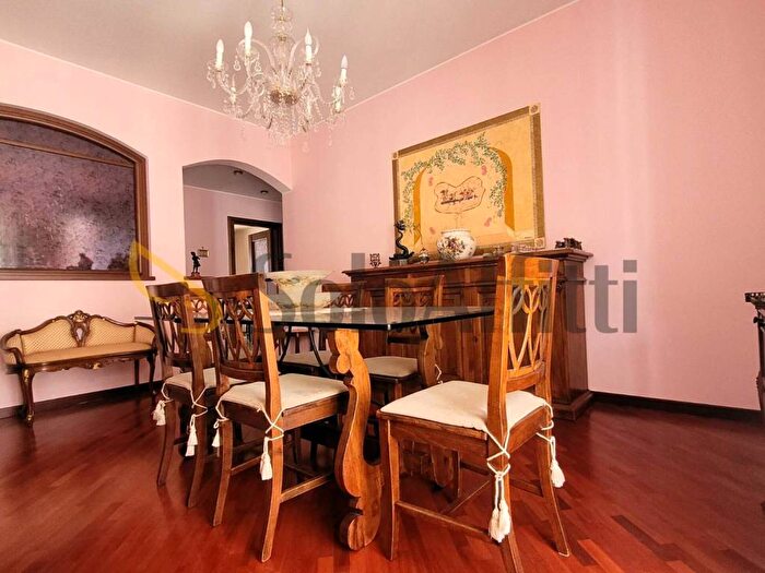 Appartamento quadrilocale in affitto in Via Crivelli, Centro, Parabiago