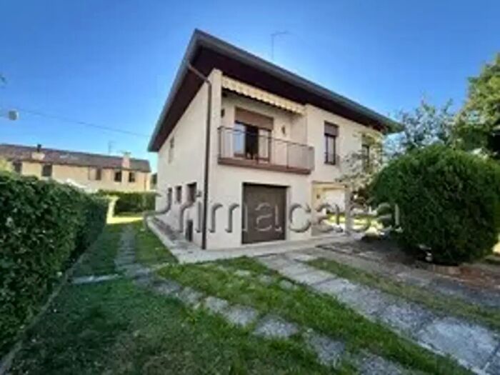 Casa con 10 locali in vendita in Via Porara, Mirano