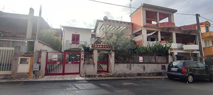 Casa quadrilocale in vendita in Via Sant Andrea Cavalieri Saponara, Saponara