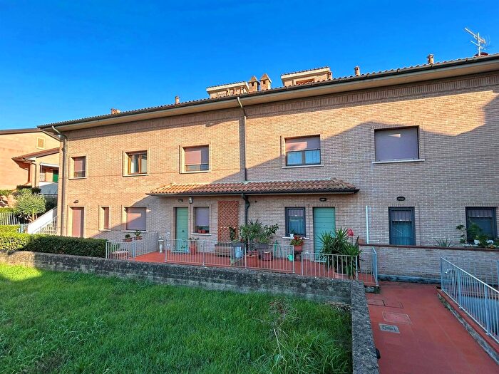 Appartamento con 5 locali in vendita in Rosignano Marittimo