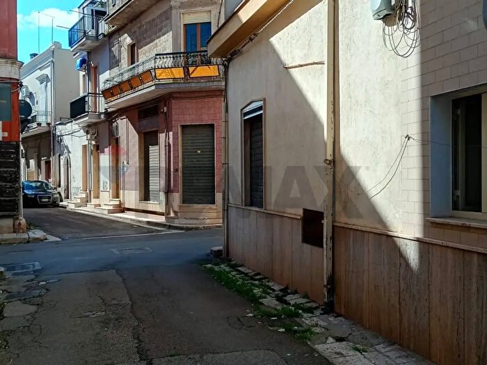 Casa bilocale in vendita in Via Rossini, San Michele Salentino