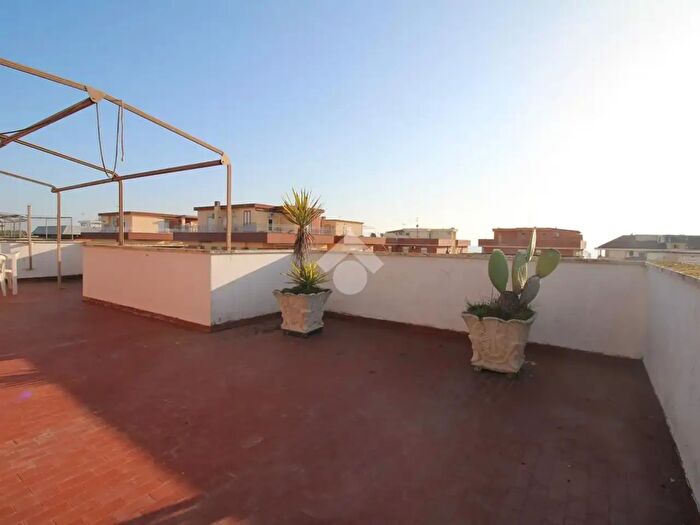 Appartamento bilocale in vendita in Via Gran Bretagna, Pomezia