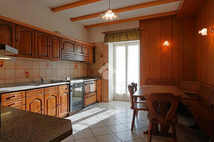 Casa con 5 locali in vendita in Via Albarè, Spormaggiore