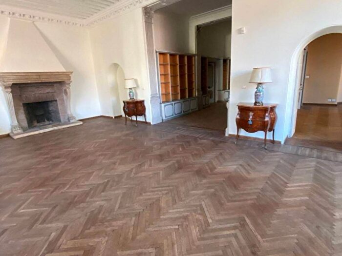 Appartamento con 6 locali in affitto in Viale Regina Margherita, Salario Porta Pia, Roma