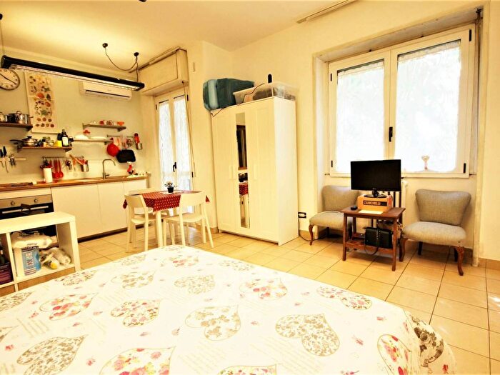 Appartamento monolocale in affitto in Via Domenico Millelire, Piazzale Siena, Milano