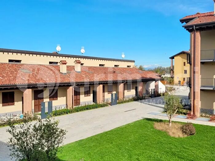 Appartamento trilocale in vendita in Via Rosa Park, San Donato Milanese