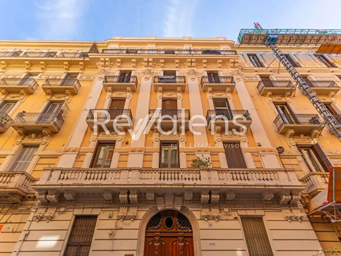 Appartamento trilocale in affitto in Via Nicola De Giosa, Bari