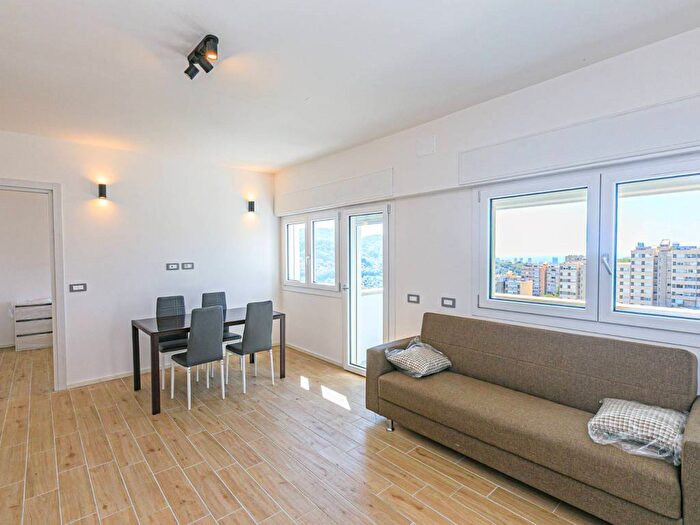 Appartamento bilocale in affitto in Via Carlo Linneo, Rivarolo, Genova