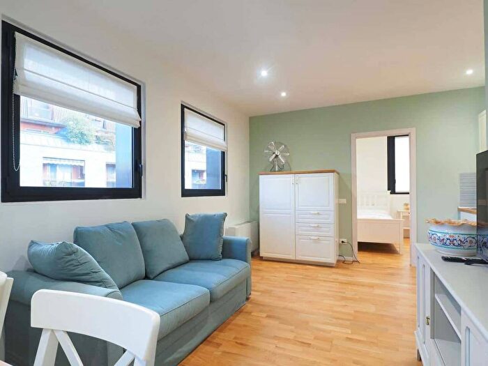 Appartamento bilocale in affitto in Via Noto, Vigentino Fatima, Milano