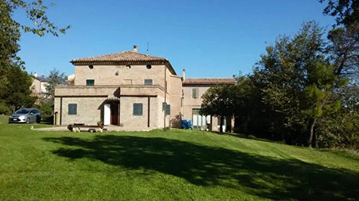 Casa monolocale in vendita in Contrada Santa Croce, Ostra Vetere