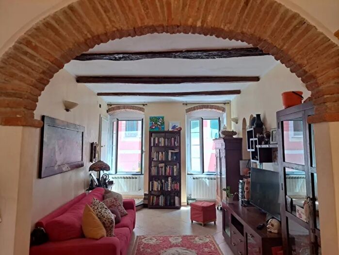 Appartamento quadrilocale in vendita in Via Aicardi, Celle Ligure