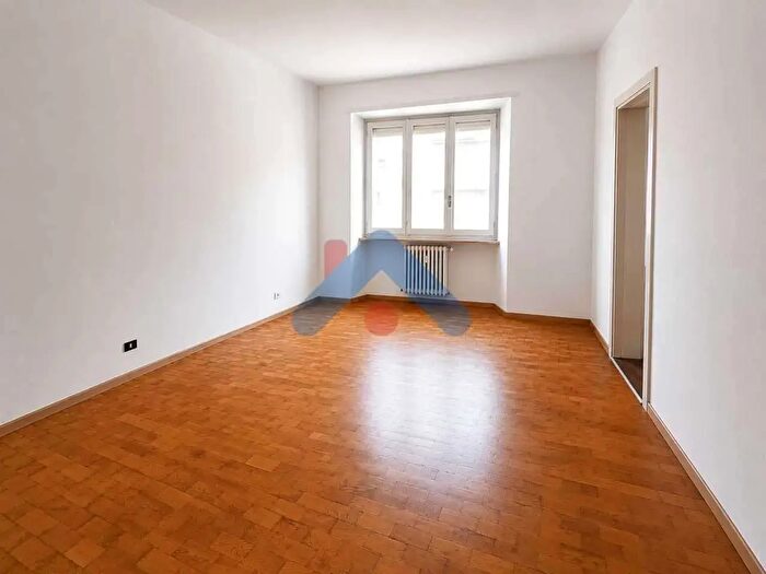 Appartamento trilocale in vendita in Via Martiri della Libertà, Chieri