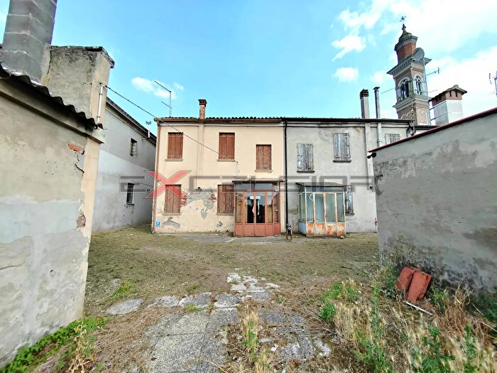 Casa quadrilocale in vendita in Via G Matteotti N Bis Cavarzere Ve, Cavarzere