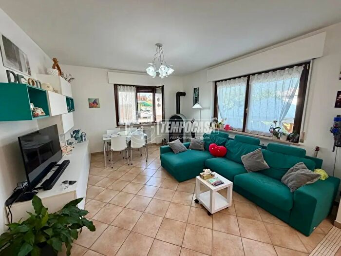 Appartamento quadrilocale in vendita in Via Passion, Sedico