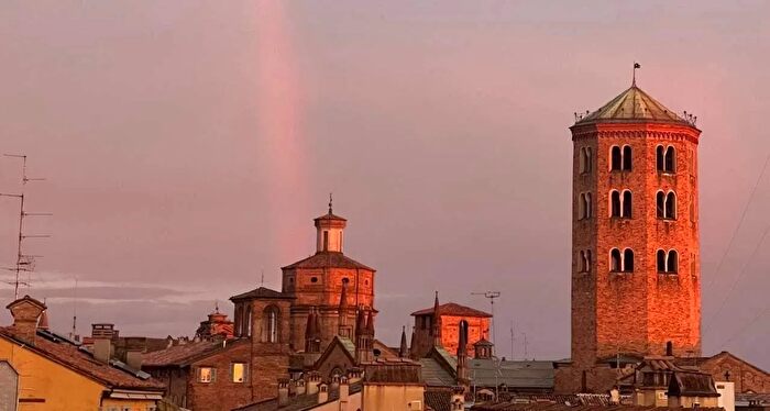 Appartamento quadrilocale in vendita in Piacenza