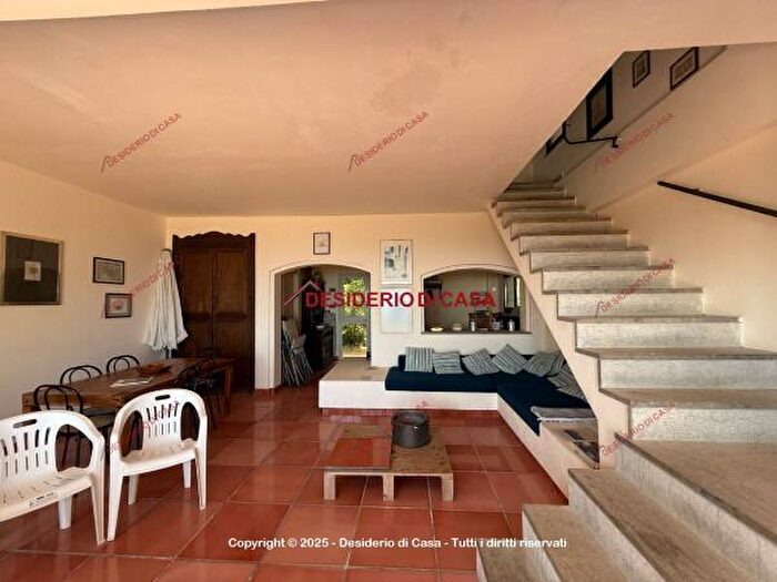 Appartamento con 6 locali in vendita in Via Lancenia, Cefalu