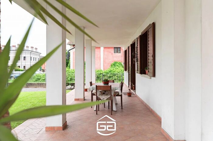 Casa con 5 locali in vendita in Via Crosara E, Bolzano Vicentino