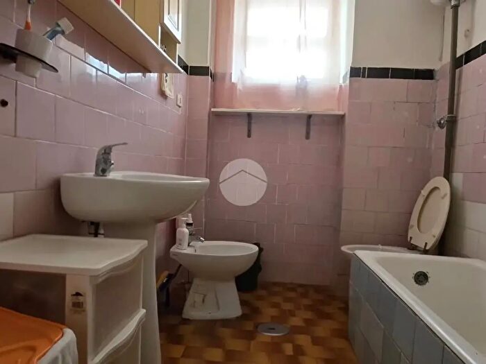 Appartamento bilocale in affitto in Via Caduti di Nassiriya, Napoli
