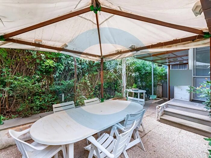 Appartamento con 5 locali in vendita in Corso Alcide De Gasperi, Bari