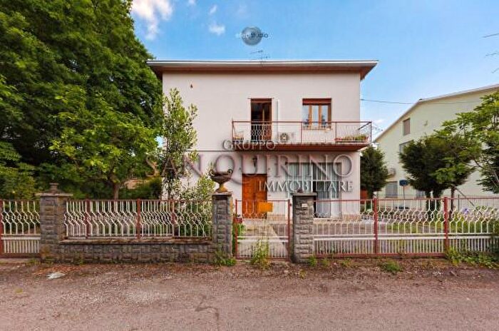 Casa quadrilocale in vendita in Via Goito a, Correggio