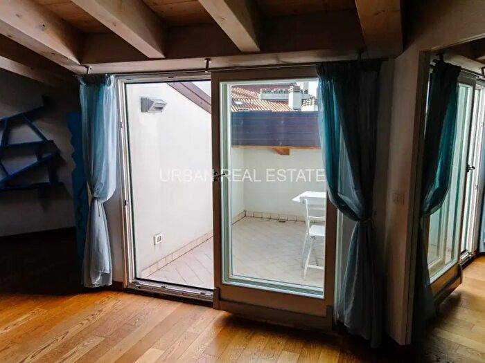 Appartamento trilocale in vendita in Via Matteo Renato Imbriani, Trieste