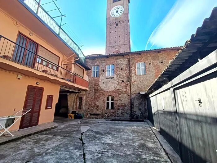 Case in Vendita e in Affitto - 2
