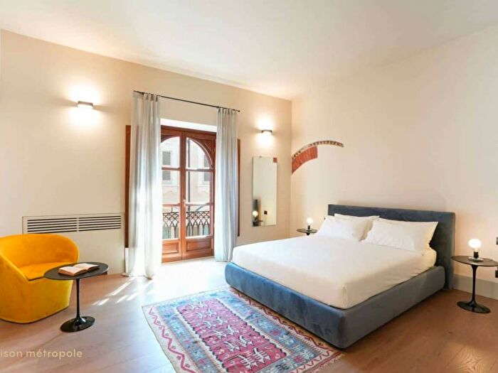 Appartamento trilocale in affitto in Via Giosuè Carducci, Centro Storico, Asti