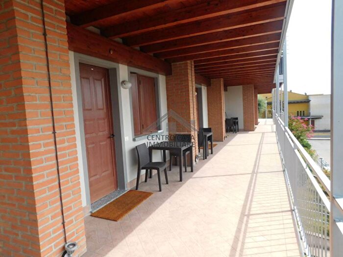 Appartamento bilocale in affitto in Centro, Bagnatica