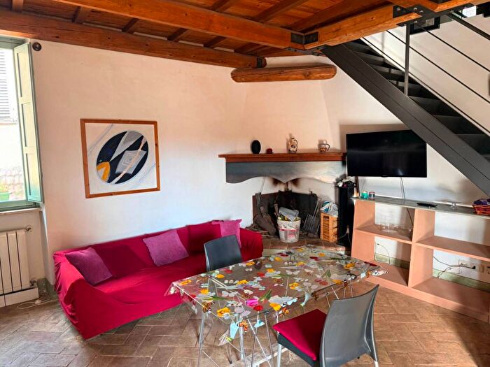 Appartamento trilocale in affitto in Via Tre Colonne, Centro Storico, Terni