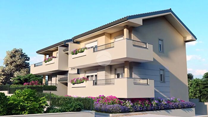 Appartamento trilocale in vendita in Via per Cantalupo, Origgio