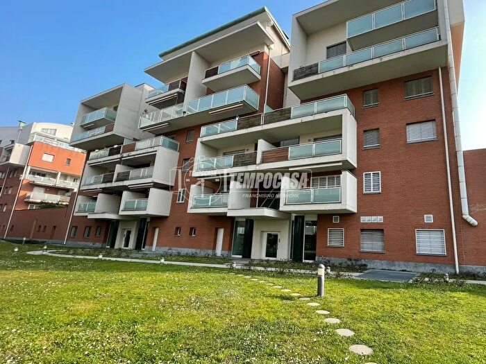 Appartamento trilocale in vendita in Via Don Giuseppe Dossetti, Paderno Dugnano