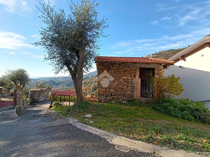 Casa bilocale in vendita in Str S Giovanni, Sanremo